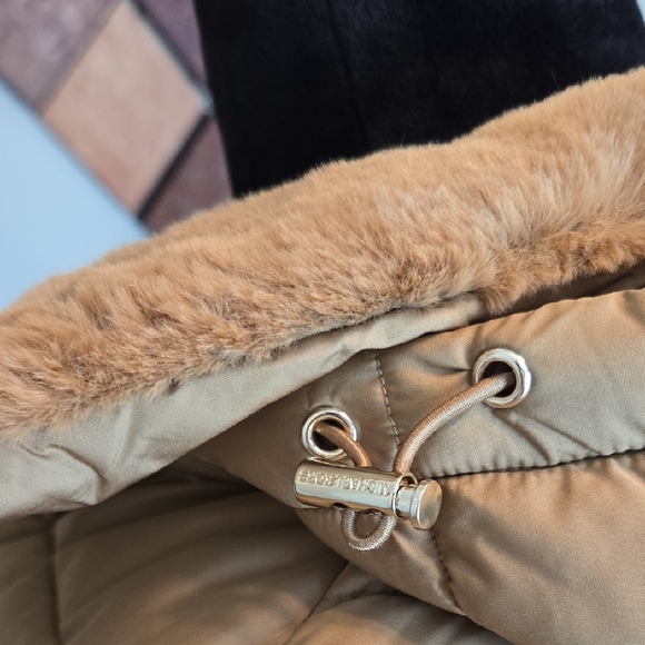 Michael Kors Beige Puffer Jacket - Picture 6 of 13